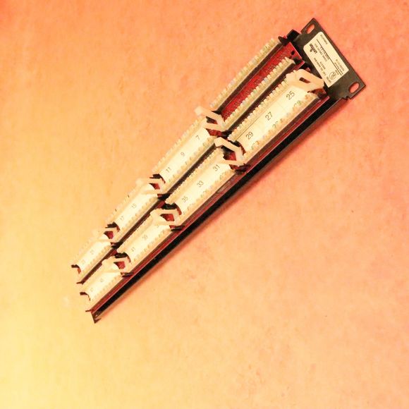 Liviton Telecom INFOTAP CATEGORY 5 Universal 48 PORT Patch Panel - Picture 4 of 9